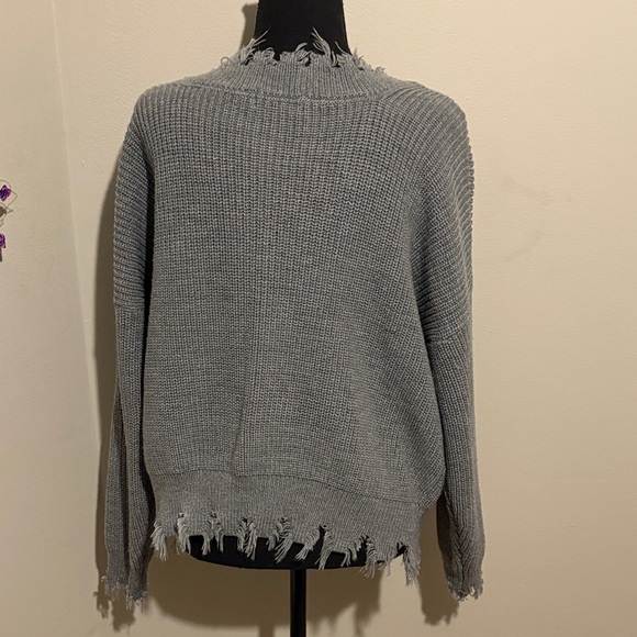 Zenana Outfitters Charcoal V-Neck Sweater - Picture 6 of 10